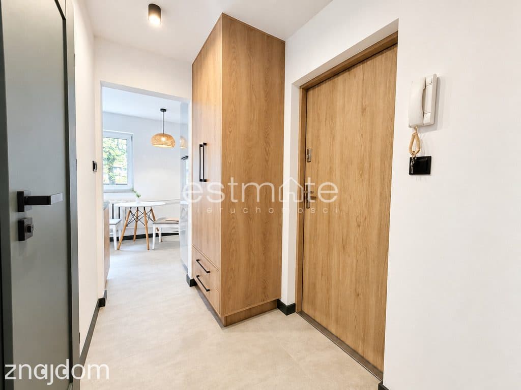 Kawalerka po generalnym remoncie | Balkon | Olechów - zdjęcie 6
