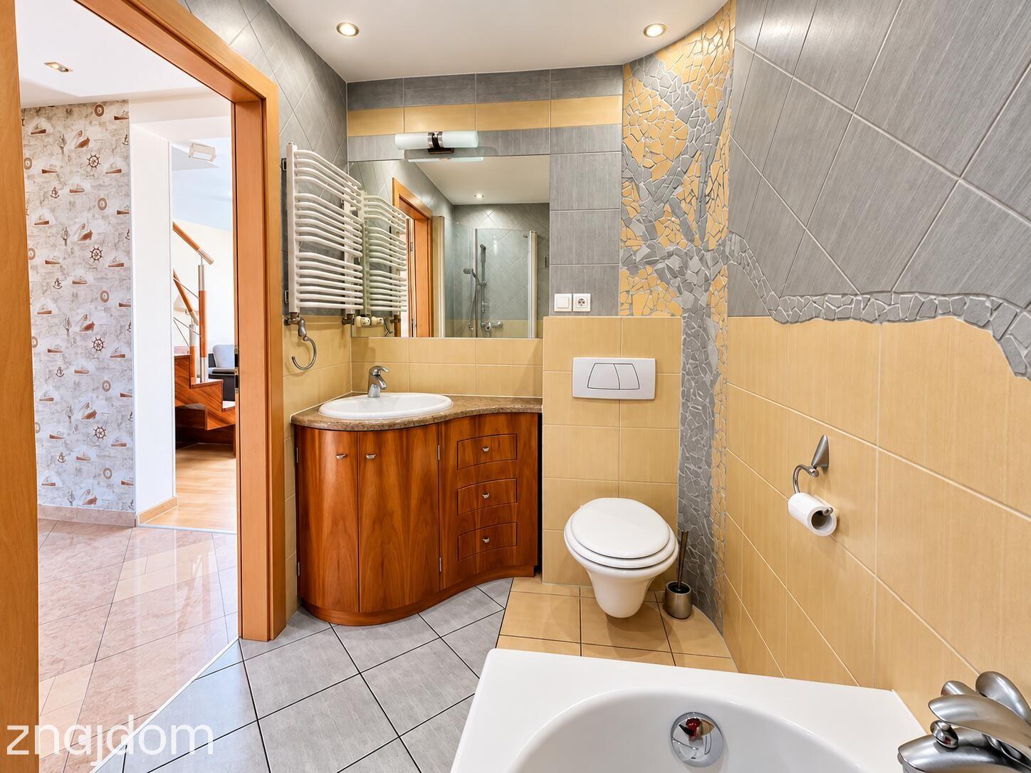 Słoneczne 3-pokojowe mieszkanie z balkonem, blisko centrum - zdjęcie 6