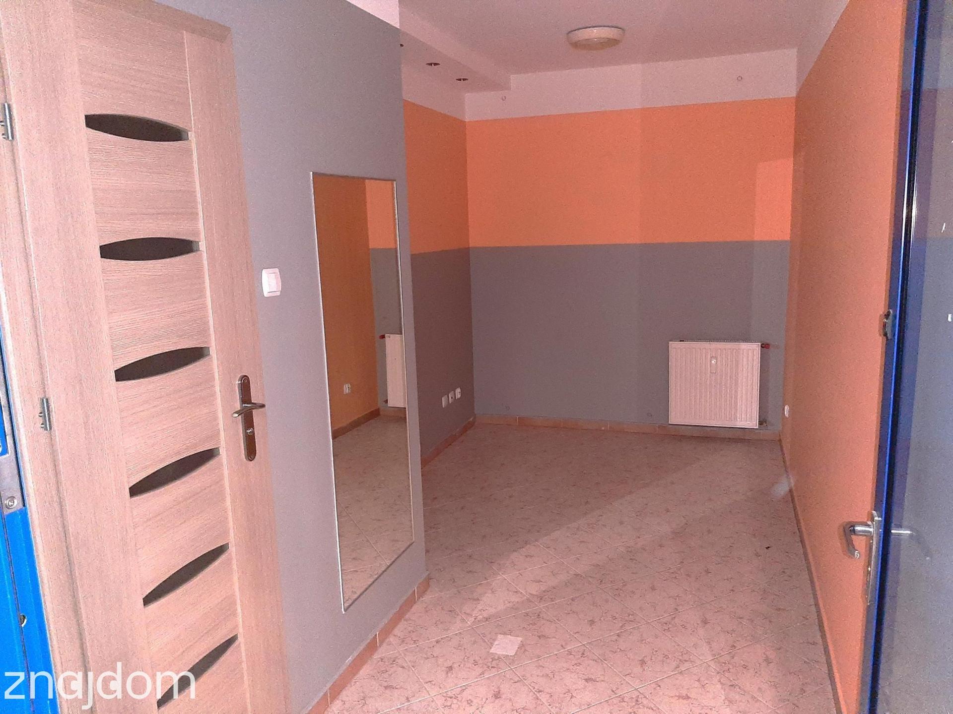 Lokal oddalony ok. 300 m od dworca PKP - zdjęcie 6