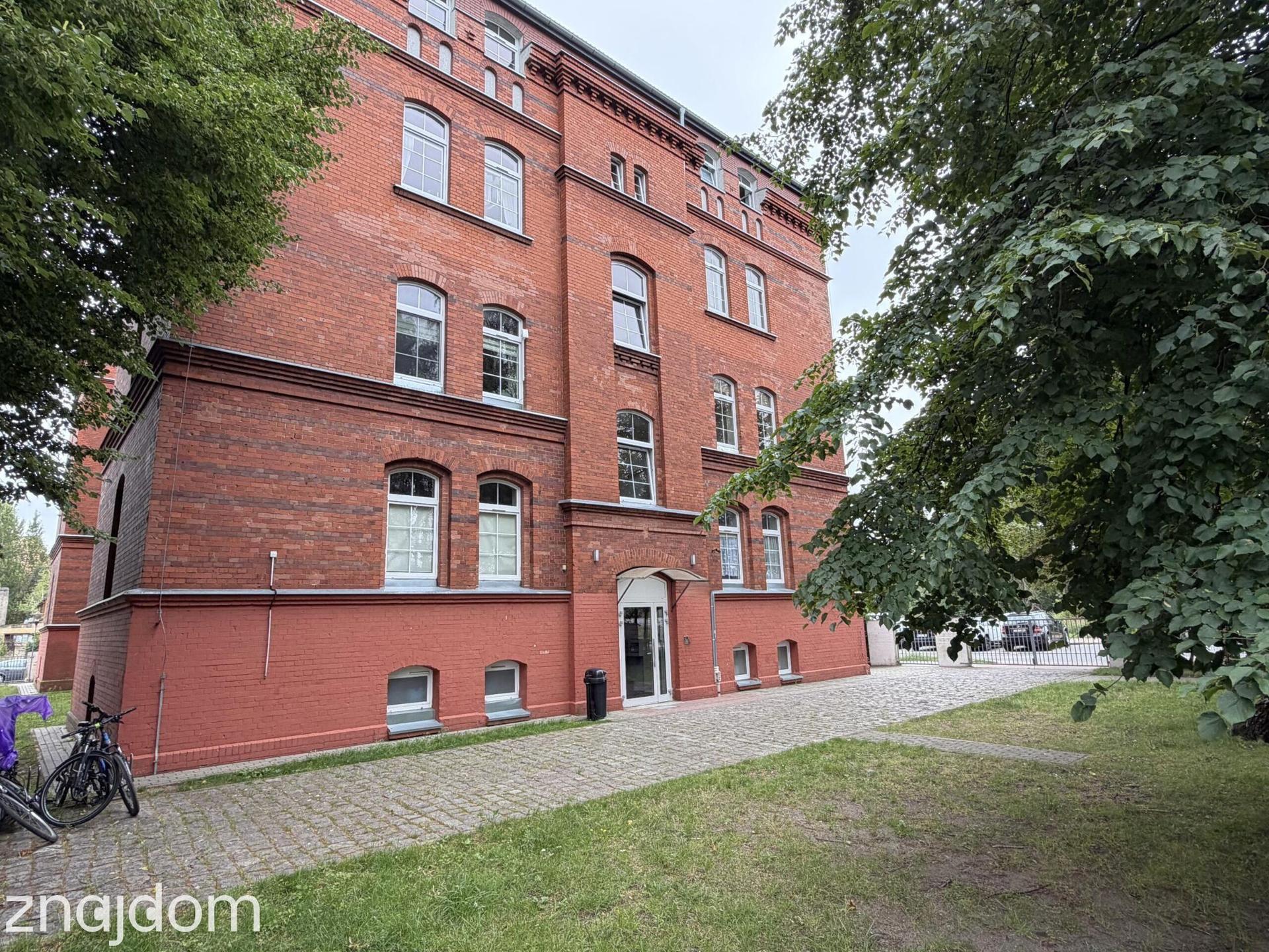2 pok na ul. Łopskiego w śródmieściu Kołobrzegu