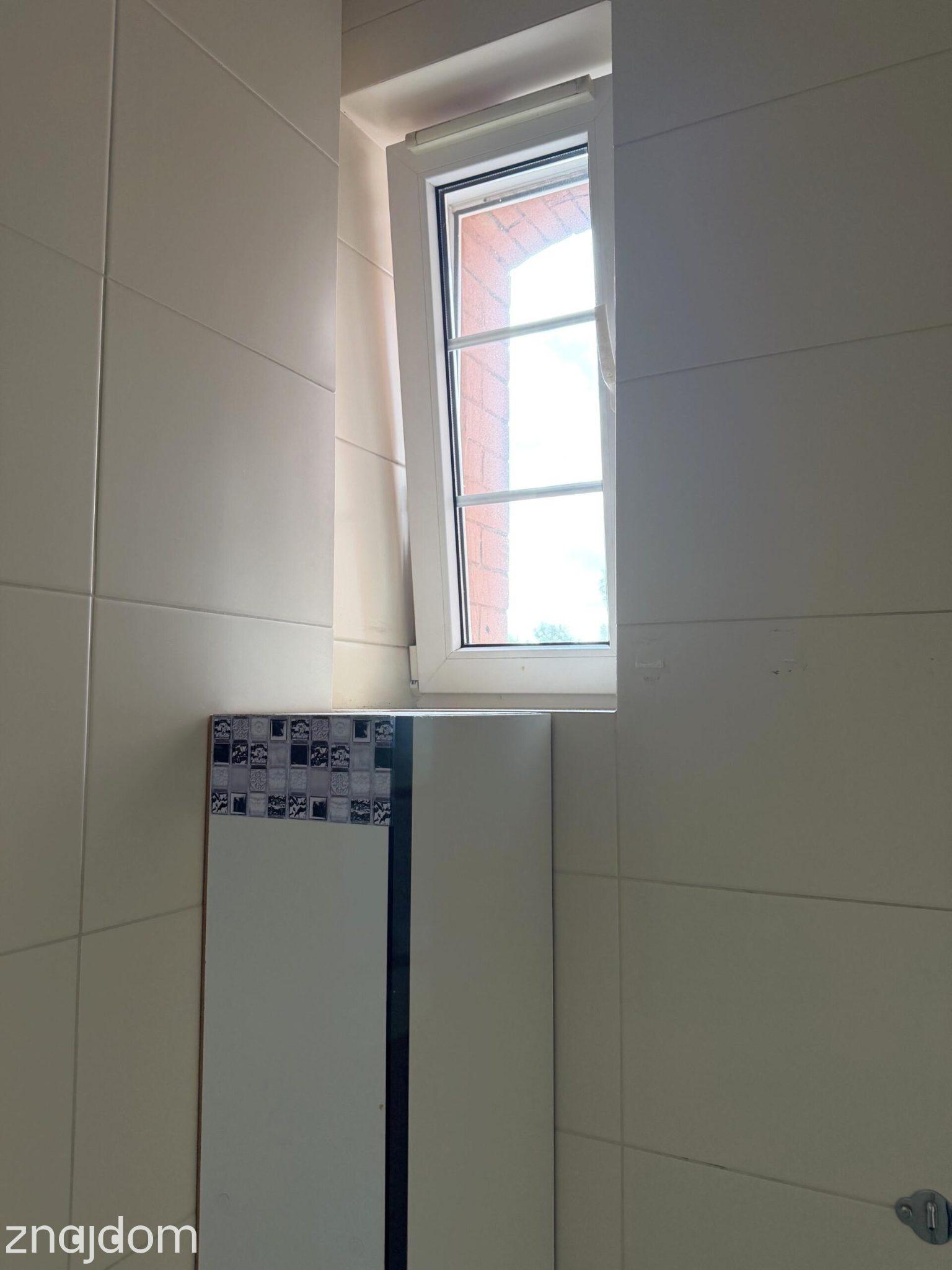 2 pok na ul. Łopskiego w śródmieściu Kołobrzegu - zdjęcie 11