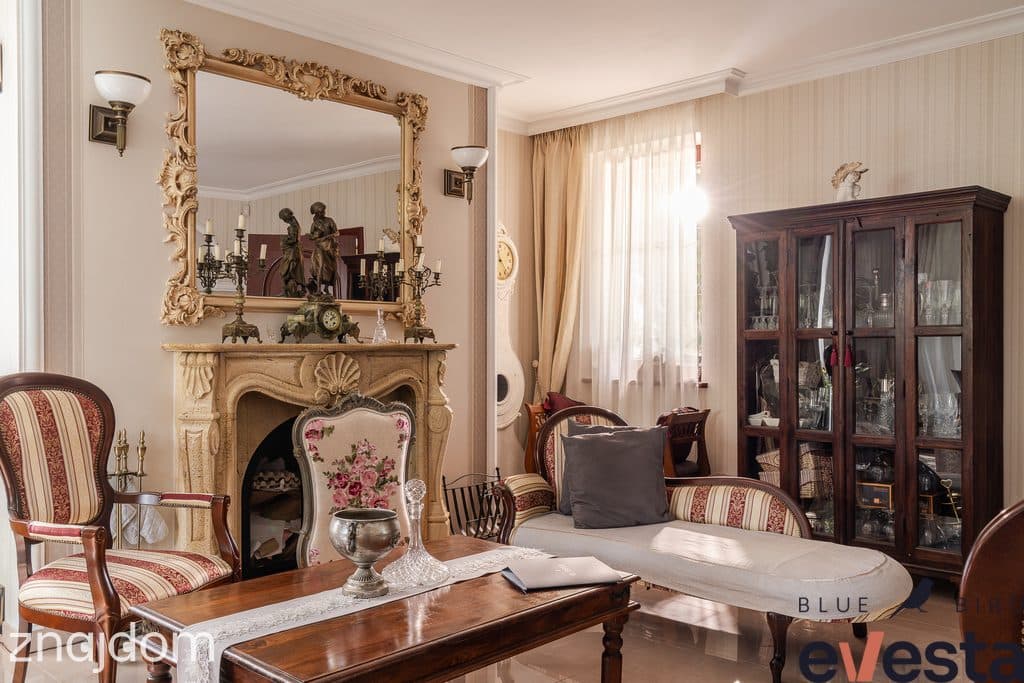 Ręczna sztukateria, marmur i 186,5 m² przestrzeni - zdjęcie 12