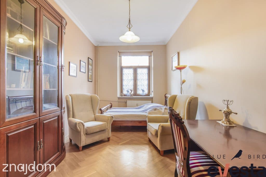 3-pokojowe mieszkanie 102m² Hallera media miejskie