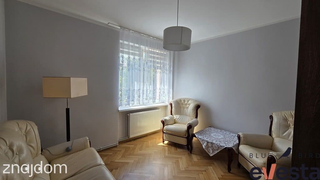 Do wynajęcia przestronne 3 pokoje z dużą kuchnią - zdjęcie 4