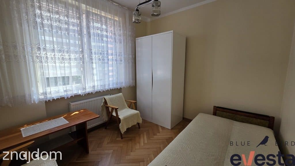 Do wynajęcia przestronne 3 pokoje z dużą kuchnią - zdjęcie 6