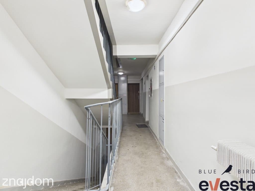 Kawalerka 31,2 m² w pobliżu UE po remoncie - zdjęcie 8