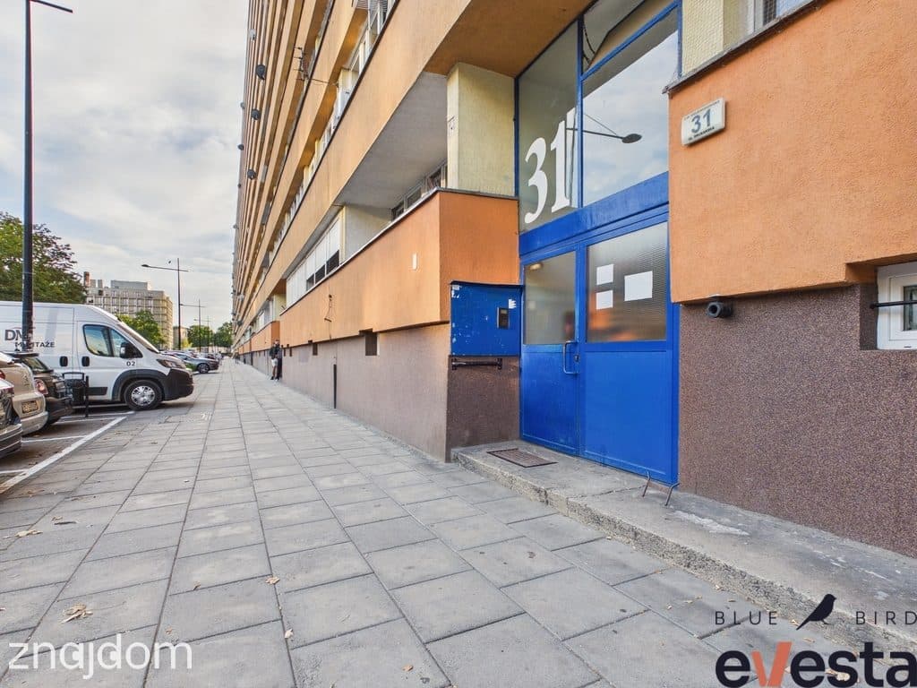 Kawalerka 31,2 m² w pobliżu UE po remoncie - zdjęcie 9