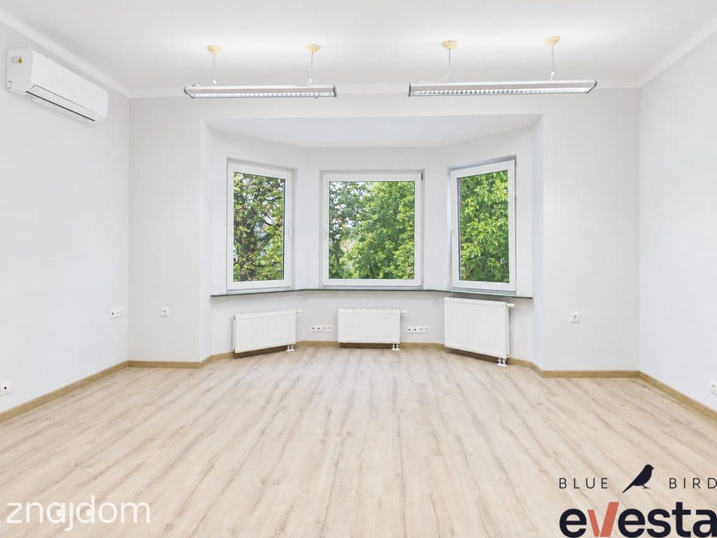 Przestrzeń biurowa 184,6 m² z tarasem i ogrodem - zdjęcie 3