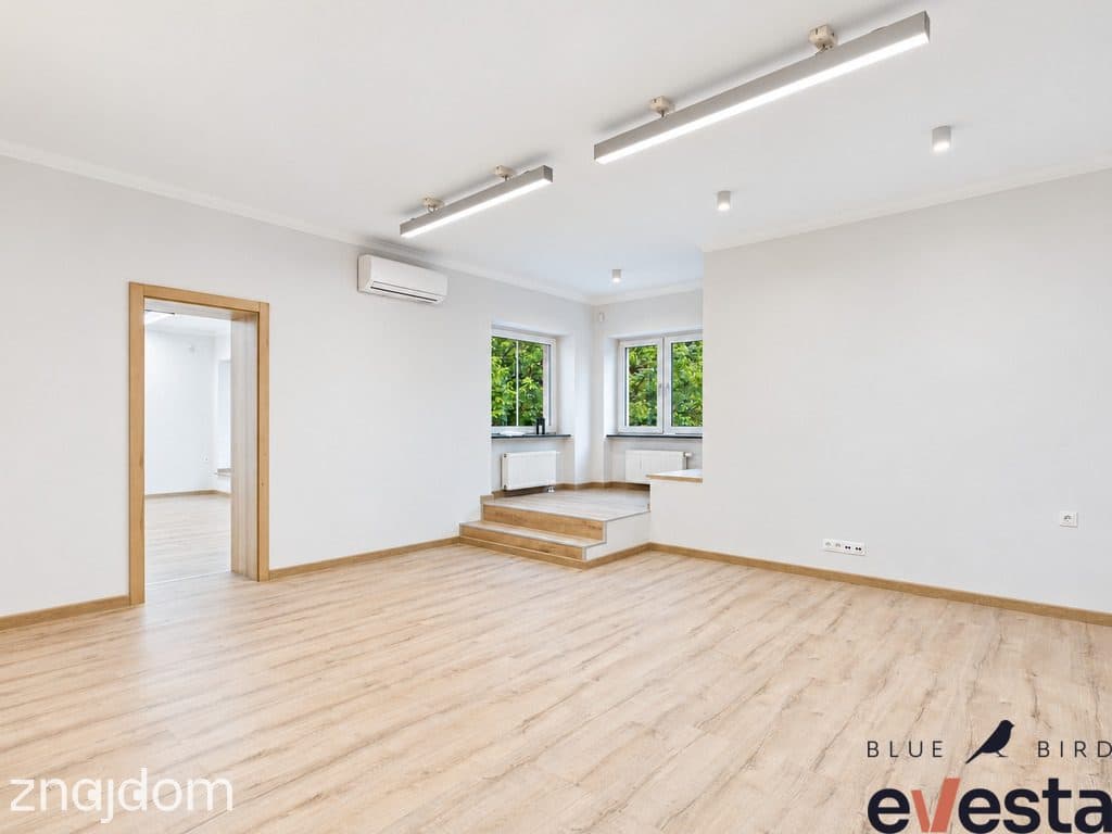 Przestrzeń biurowa 184,6 m² z tarasem i ogrodem - zdjęcie 8