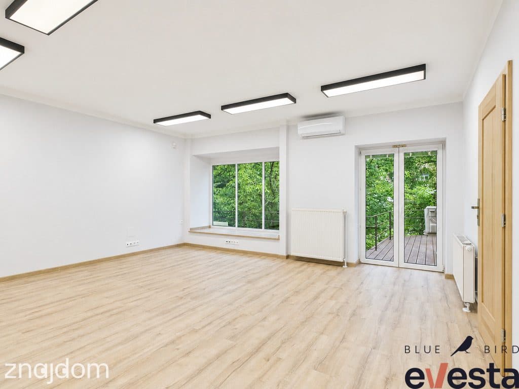 Przestrzeń biurowa 184,6 m² z tarasem i ogrodem - zdjęcie 9