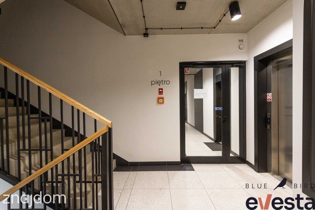 2 pokoje/Balkon/Centrum/Do wprowadzenia - zdjęcie 10