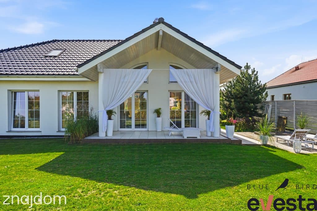 Dom premium | Salon 5,5 m | Antresola | Jacuzzi - zdjęcie 16