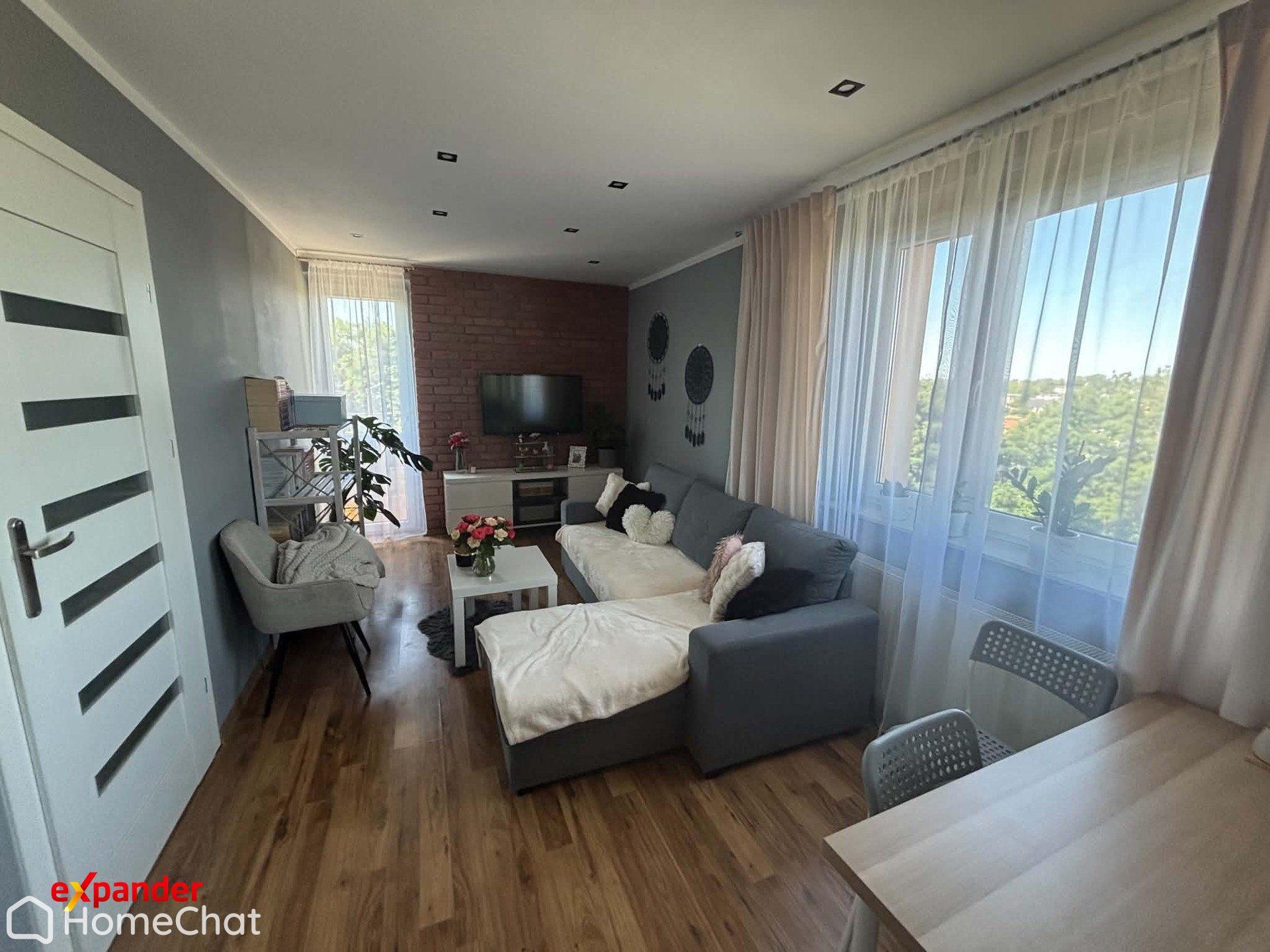 Pięknie urządzone, słoneczne mieszkanie 2-pokojowe w Kłobucku – 37 m²