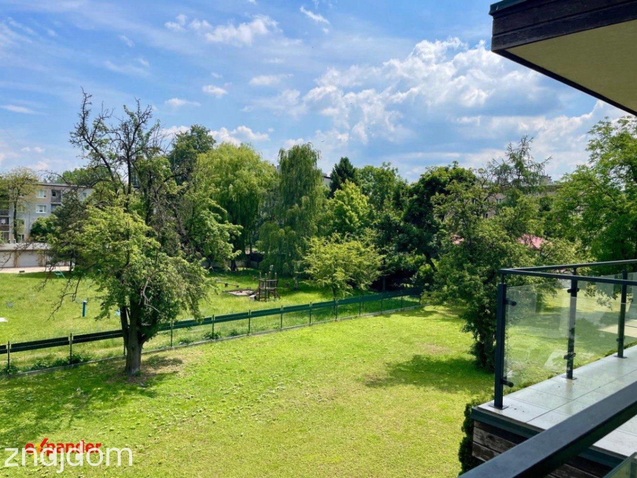 Apartament w Centrum - z garażem podziemnym i tarasami - zdjęcie 10