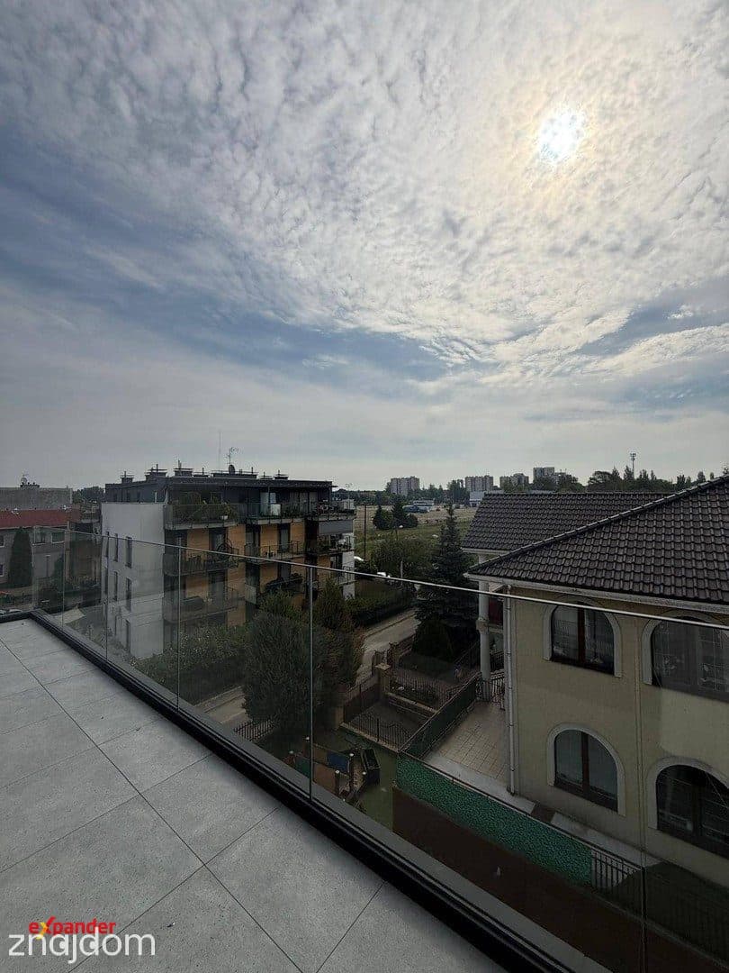 Apartament 4pok z dużym balkonem na ostatnim piętrze - zdjęcie 10