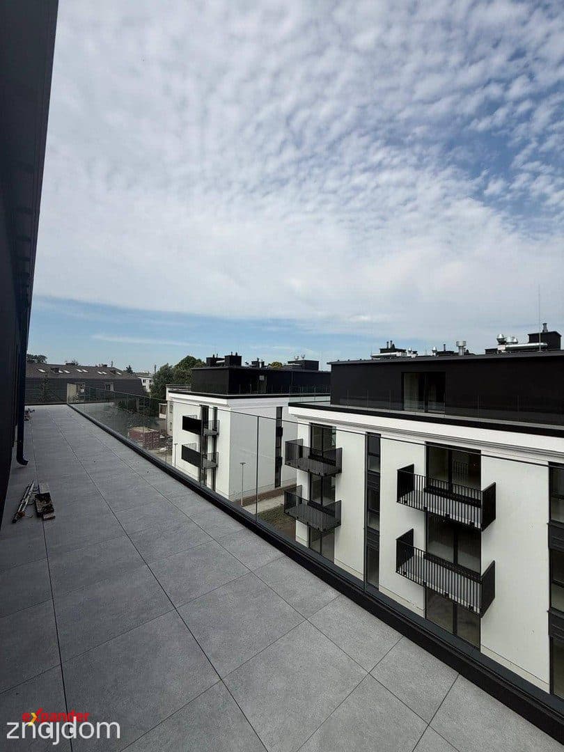 Apartament 4pok z dużym balkonem na ostatnim piętrze - zdjęcie 7