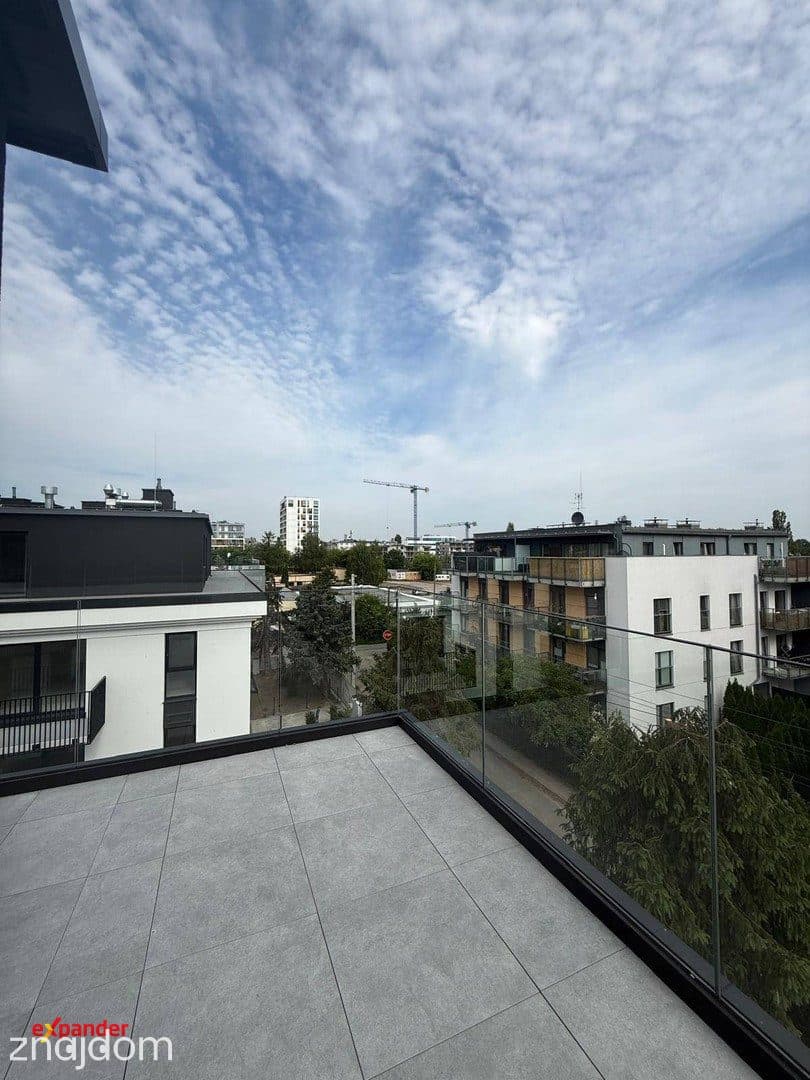 Apartament 4pok z dużym balkonem na ostatnim piętrze - zdjęcie 8