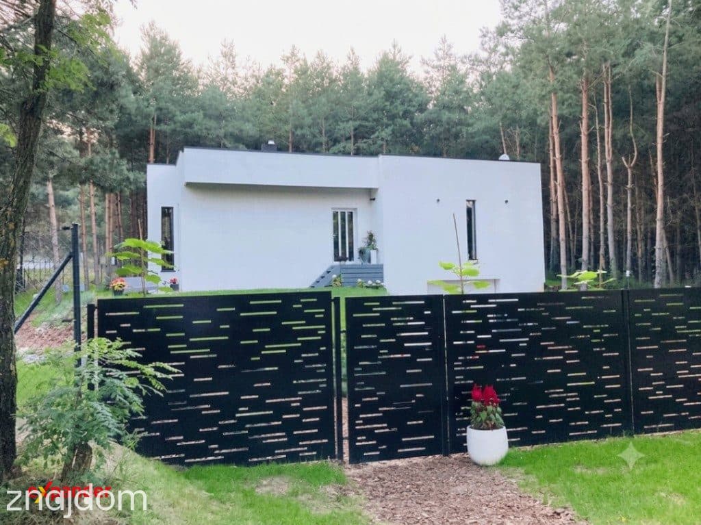 Nowoczesny dom w otoczeniu lasu Laski Małe - zdjęcie 9