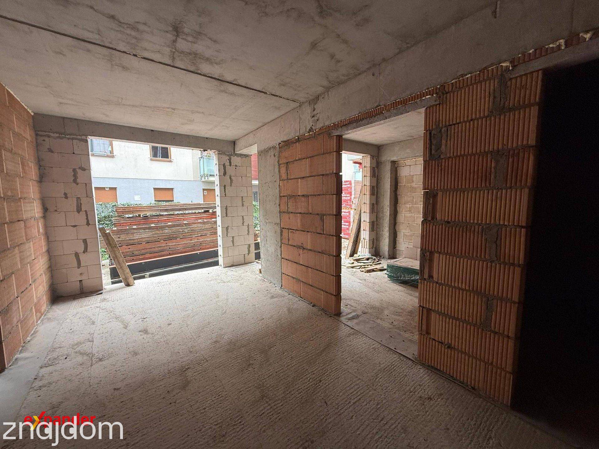 Duże mieszkanie 3 pokojowe z ogródkiem - zdjęcie 7