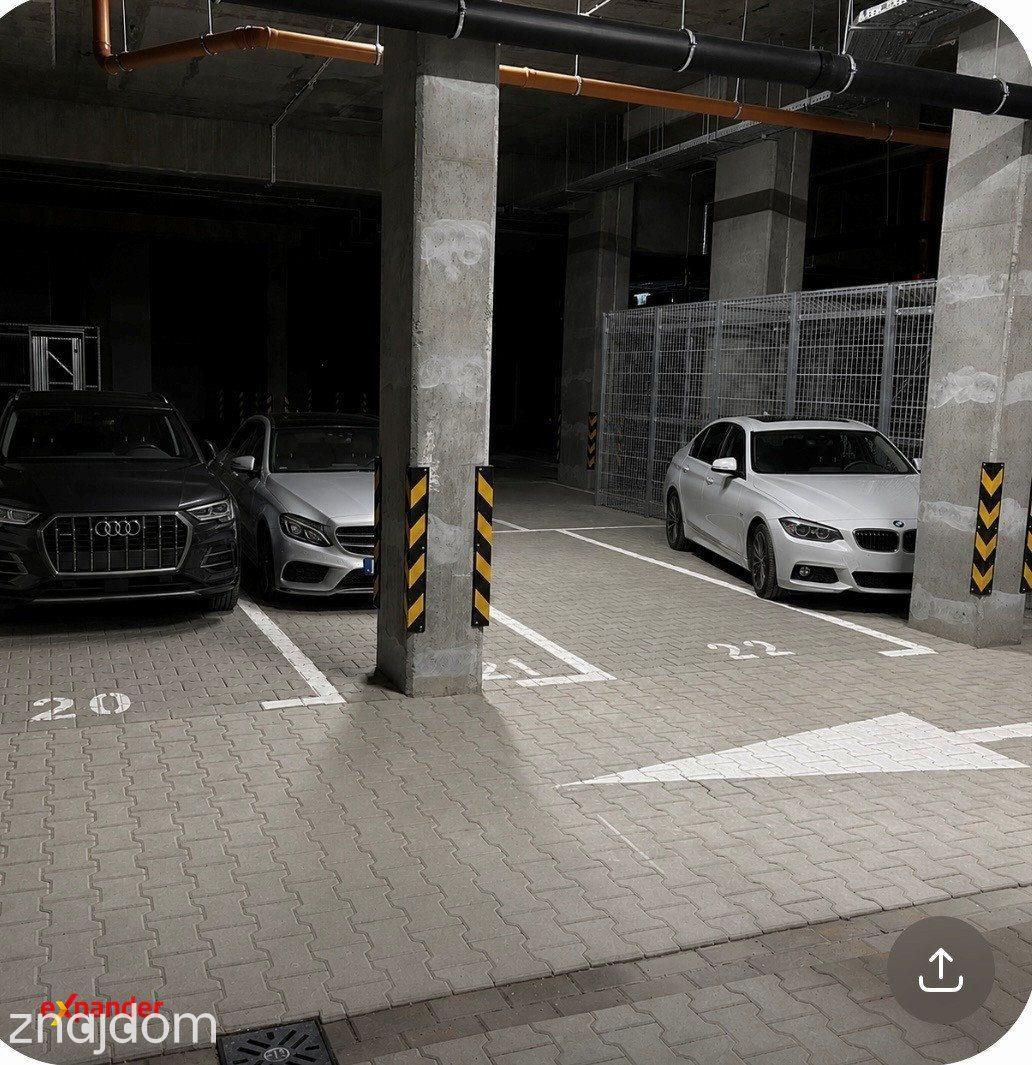 Kawalerka z balkonem, garażem i komórką-idealna na start lub inwestycje - zdjęcie 10