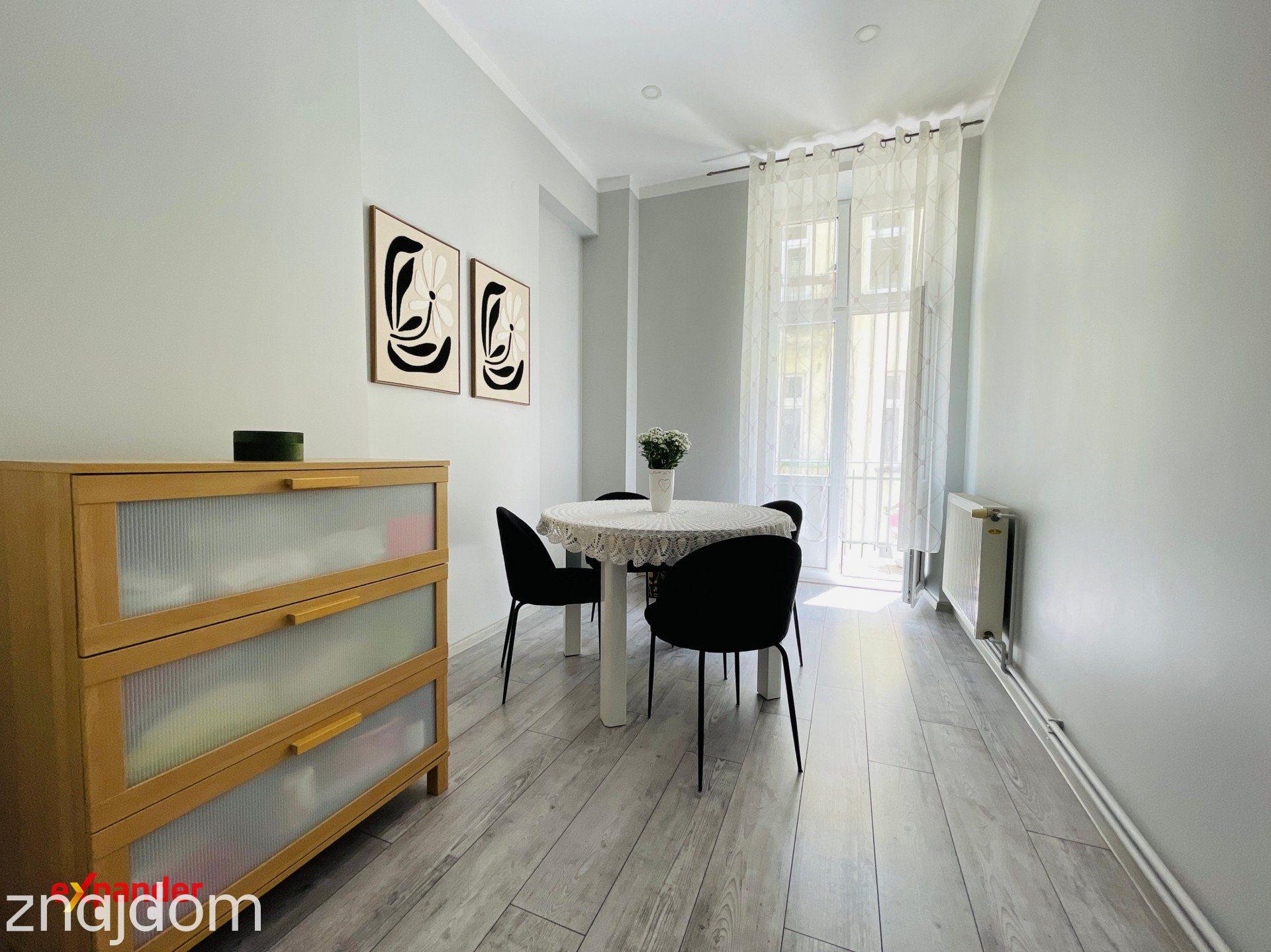 76,8 m² | 3 pokoje | Główny Rynek (Oficyna – cisza!) | Czynsz 500 zł - zdjęcie 6