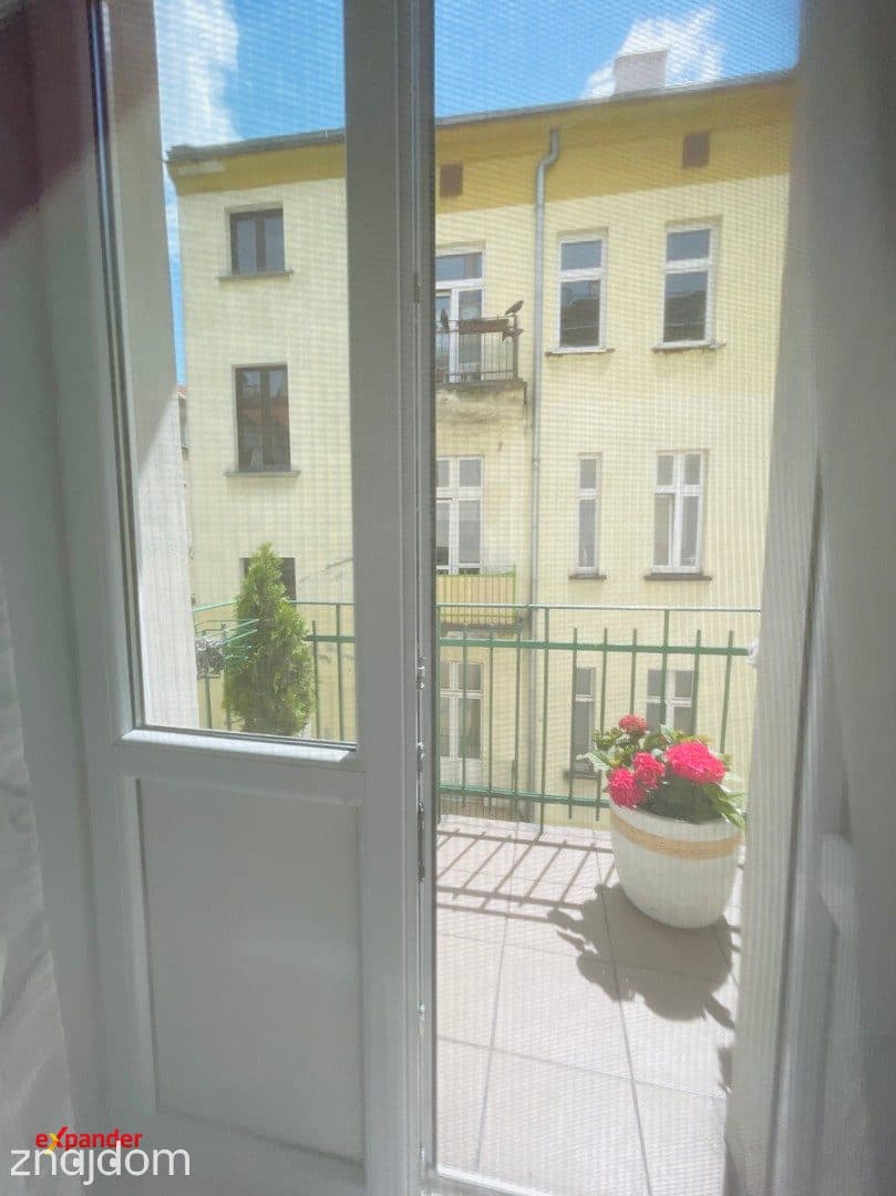 76,8 m² | 3 pokoje | Główny Rynek (Oficyna – cisza!) | Czynsz 500 zł - zdjęcie 8