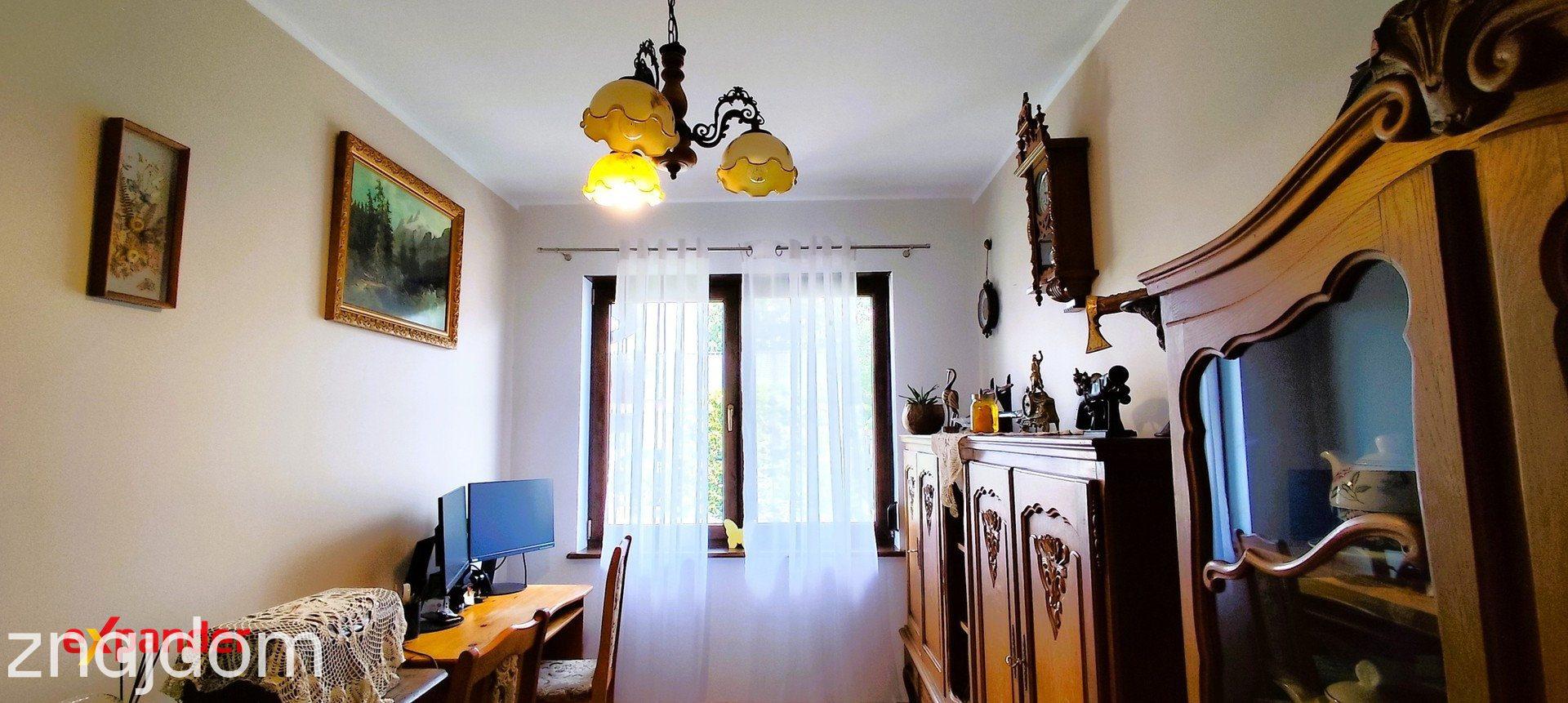 Dom 4 pokoje wyposażony ogród, garaż, ogród zimowy, pompa,fotowoltaika - zdjęcie 18