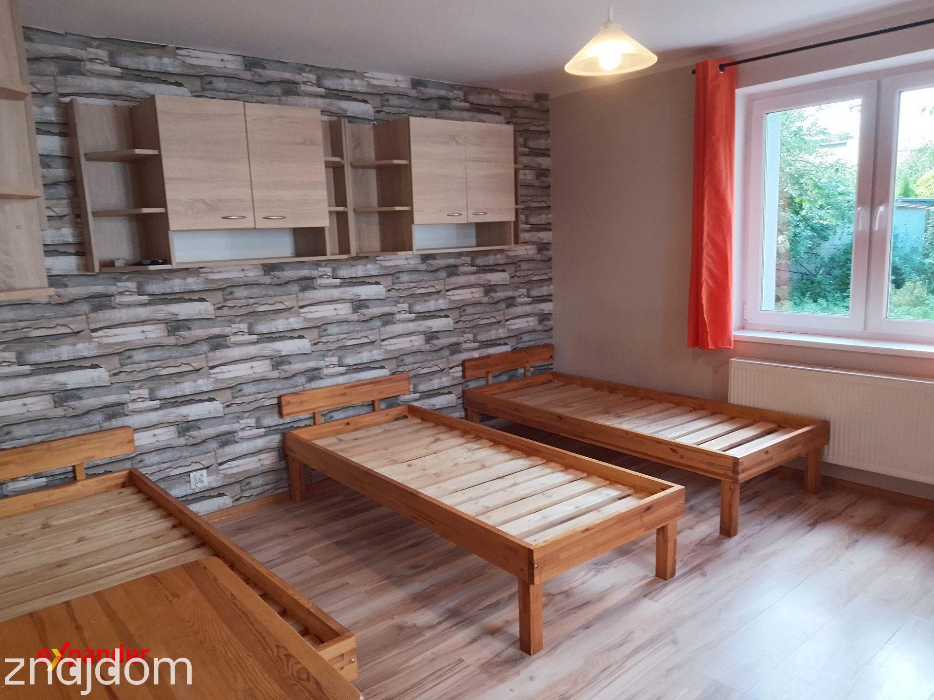 Bielawy dom 138,86 m2 oraz bud. gosp. 93,70 m2 z działką 699 m2 - zdjęcie 4