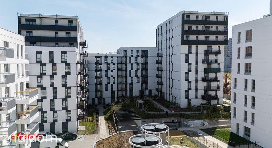 3-pokojowe mieszkanie na Jeżycach - loggia - zdjęcie 3