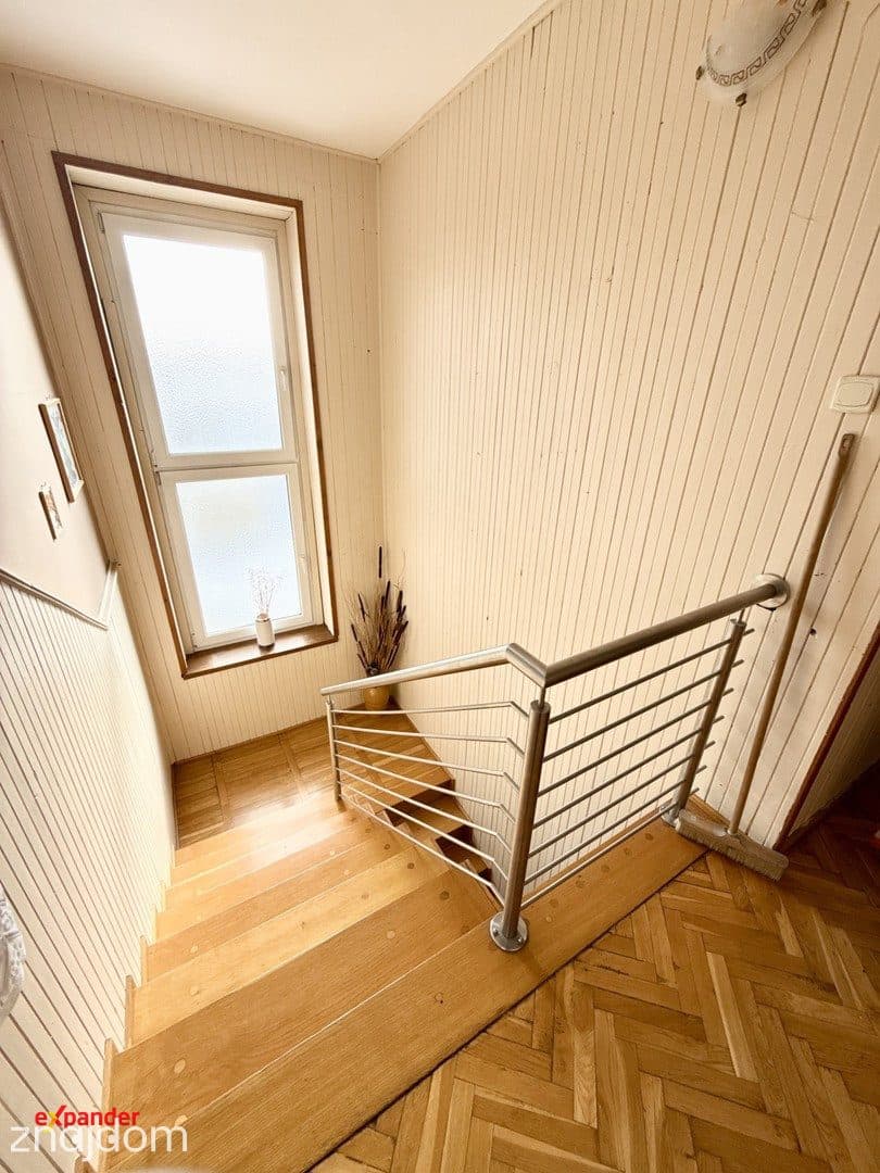 Dom jednorodzinny 104 m² + piwnica + budynek gosp. - zdjęcie 9