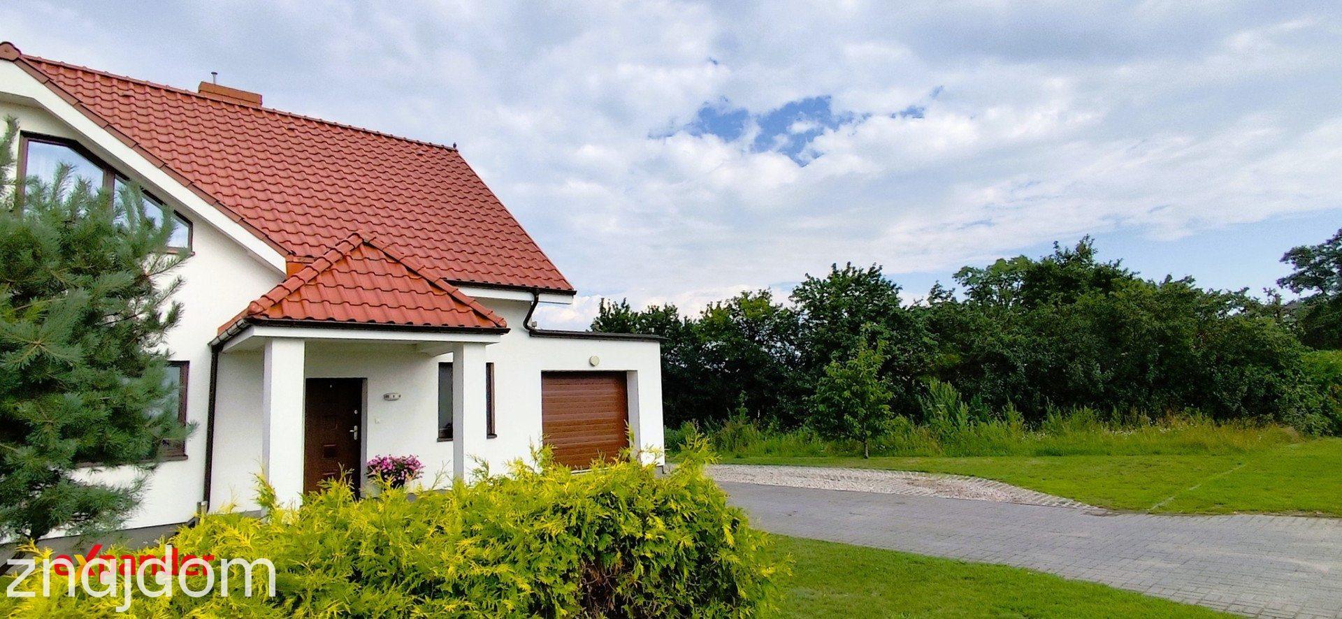 Piękny dom cztery pokoje ogród garaż do wprowadzenia fotowoltaika - zdjęcie 2