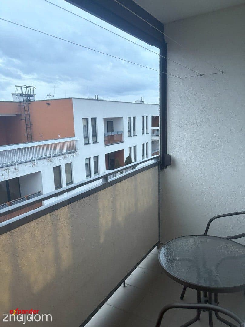 3 pokoje | Centrum | Osobna kuchnia | Duży balkon | Niski czynsz - zdjęcie 3
