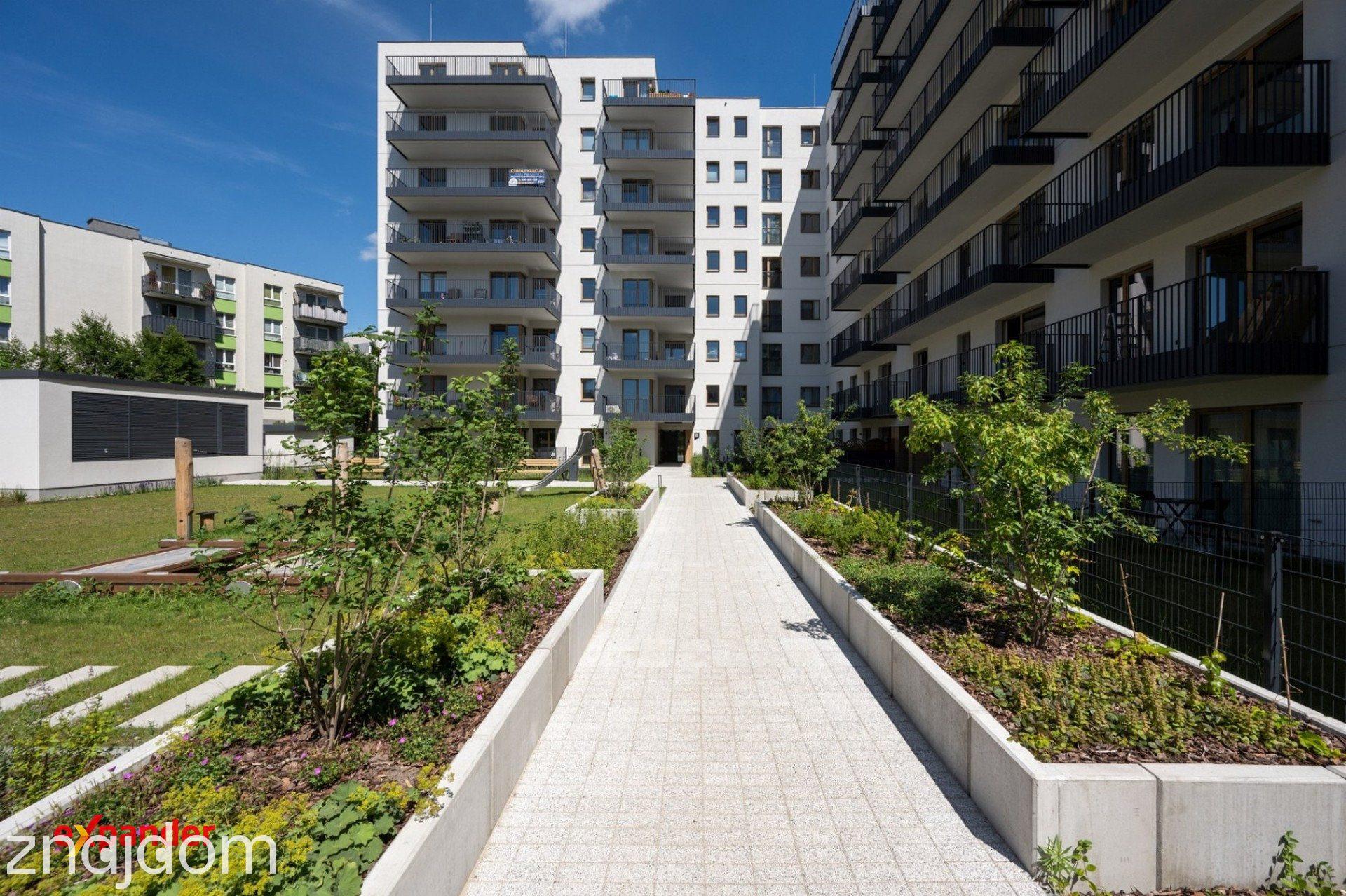Nowoczesna kawalerka z ogródkiem| Skanska| Warszawa Włochy - zdjęcie 4