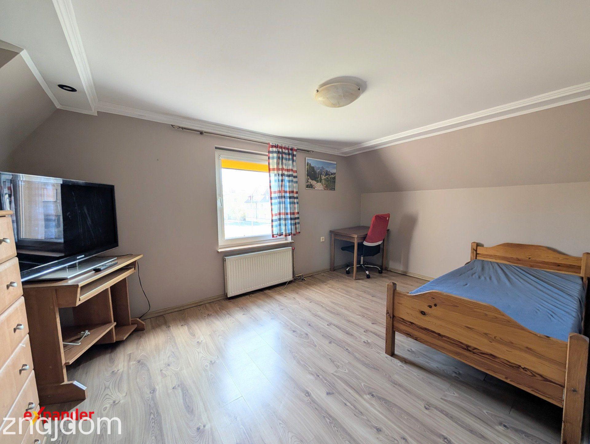Dom bliźniak 160 m²/ możliwość 2 mieszkań / działka 398 m² - zdjęcie 10