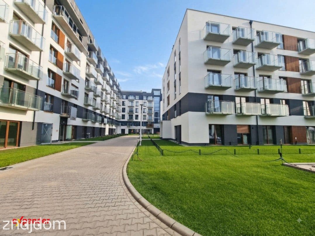 Przestronna kawalerka z balkonem - gotowa do odbioru - zdjęcie 7