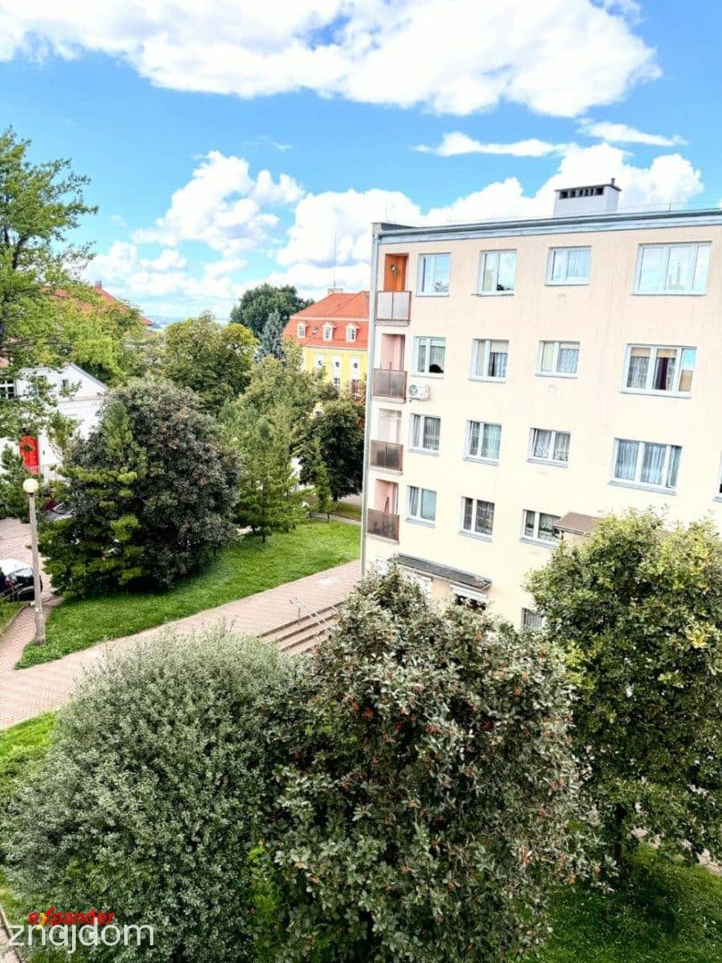 49,10 m²| 2 pokoje | balkon | osobna kuchnia | dużo zieleni za oknem
