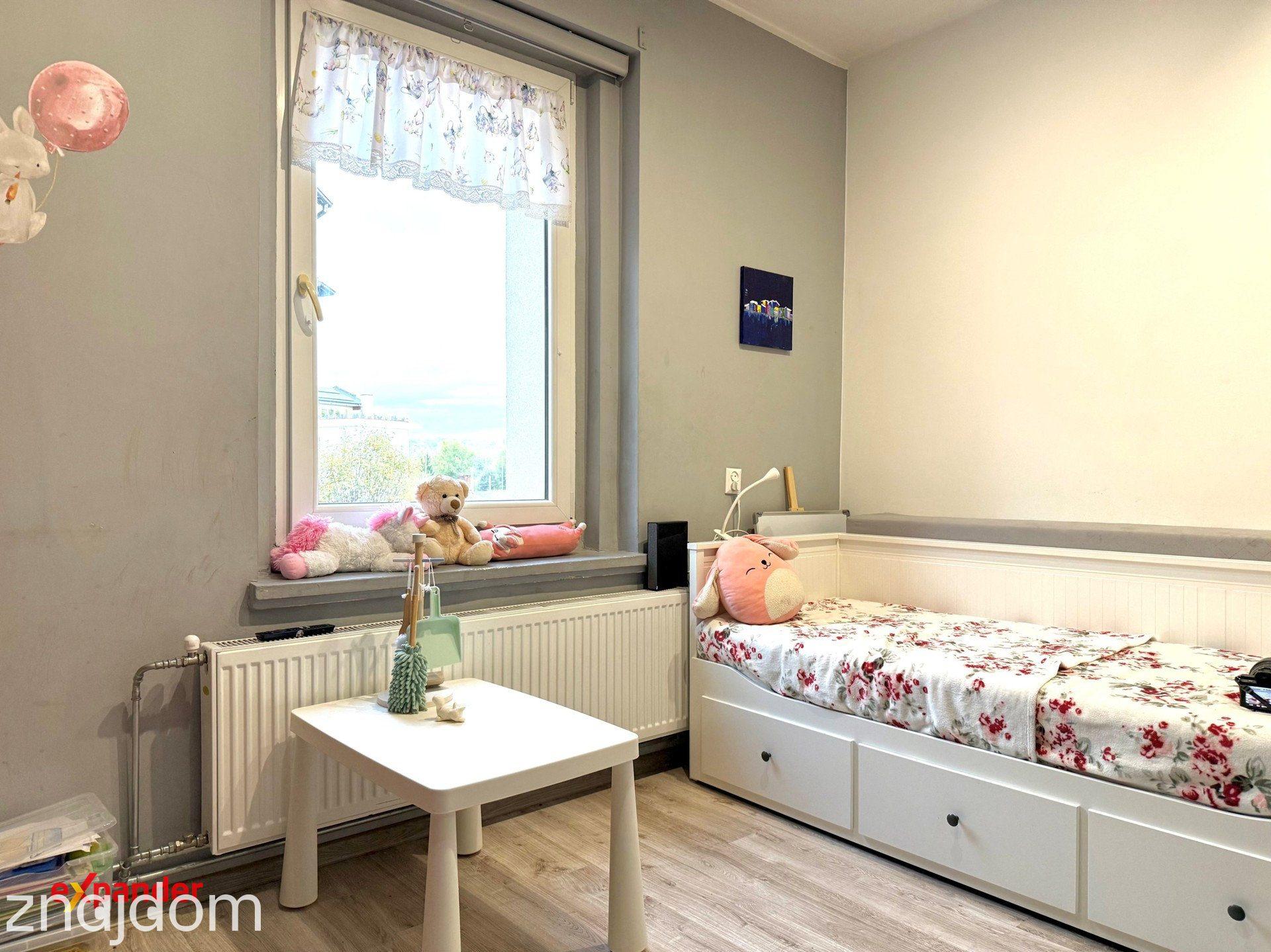 Przestronne 71 m² z wysokimi sufitami – ul. Krótka, Chorzów (Do zamieszkania) - zdjęcie 2