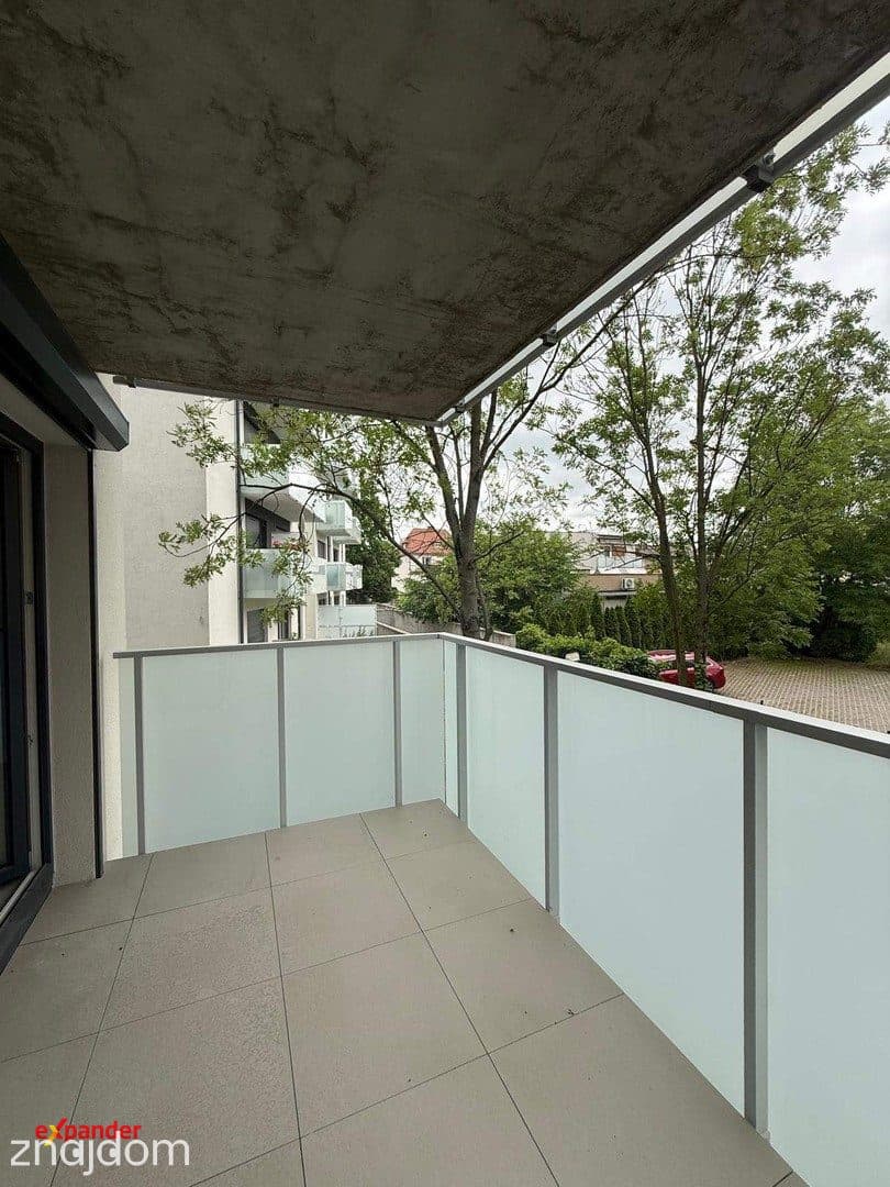 Duży apartament 5 pokoi. 3 balkony. 2 łazienki - zdjęcie 13