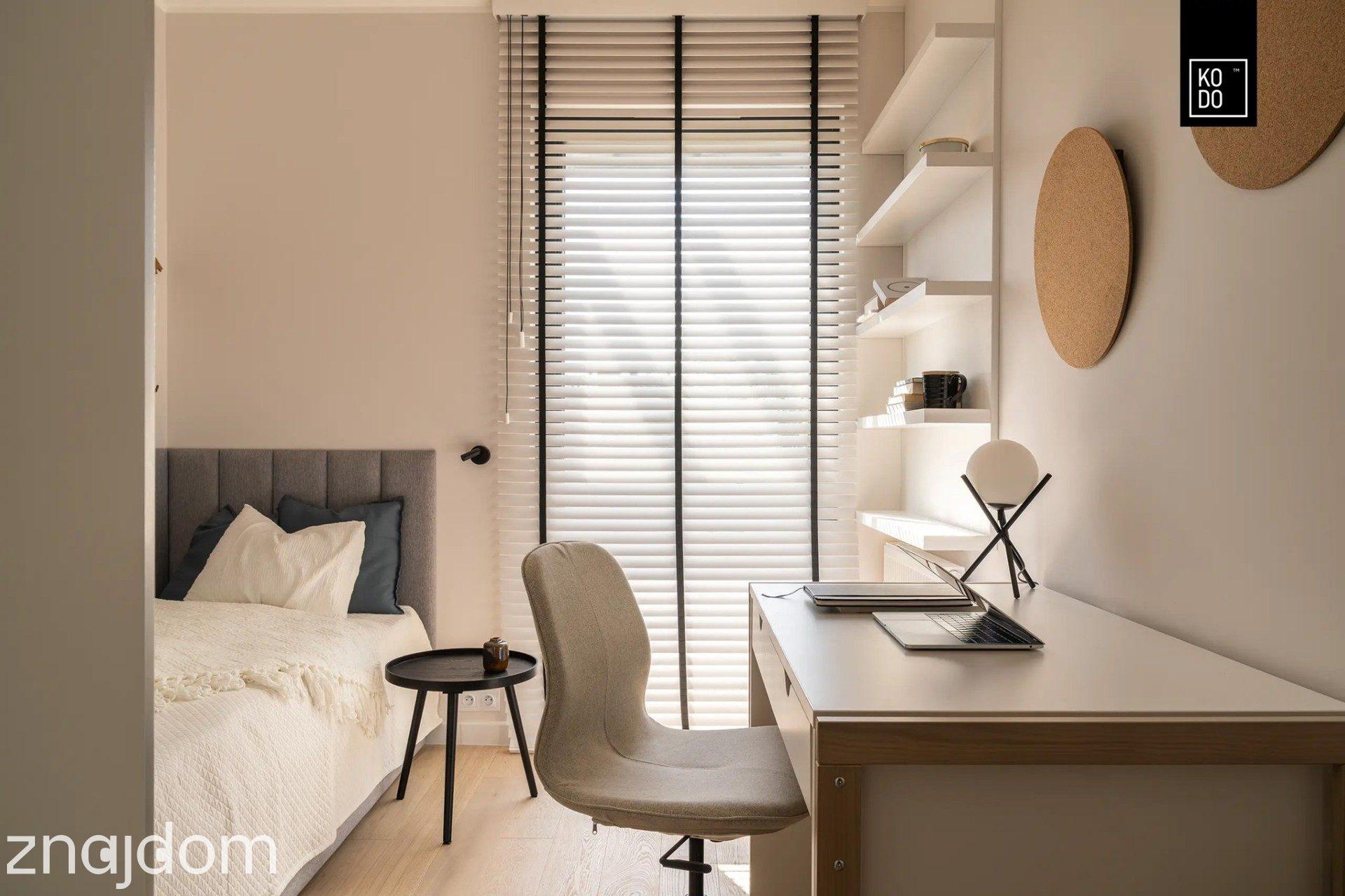 Wykończony apartament z antresolą i balkonem - zdjęcie 11