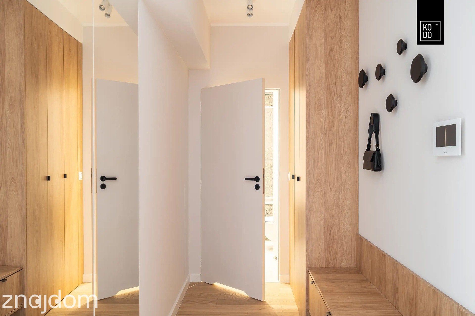 Wykończony apartament z antresolą i balkonem - zdjęcie 17