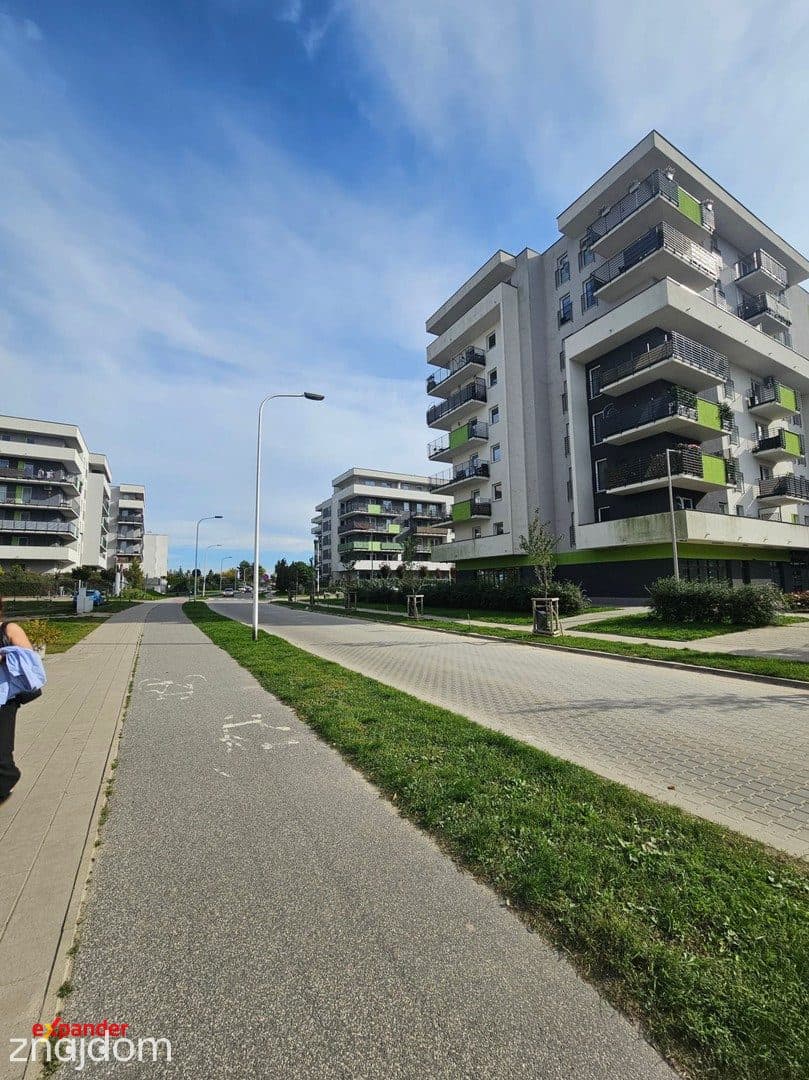 Nowe gotowe 4-pokojowe mieszkanie 89.89 m2 z dużym balkonem 99.58 m2