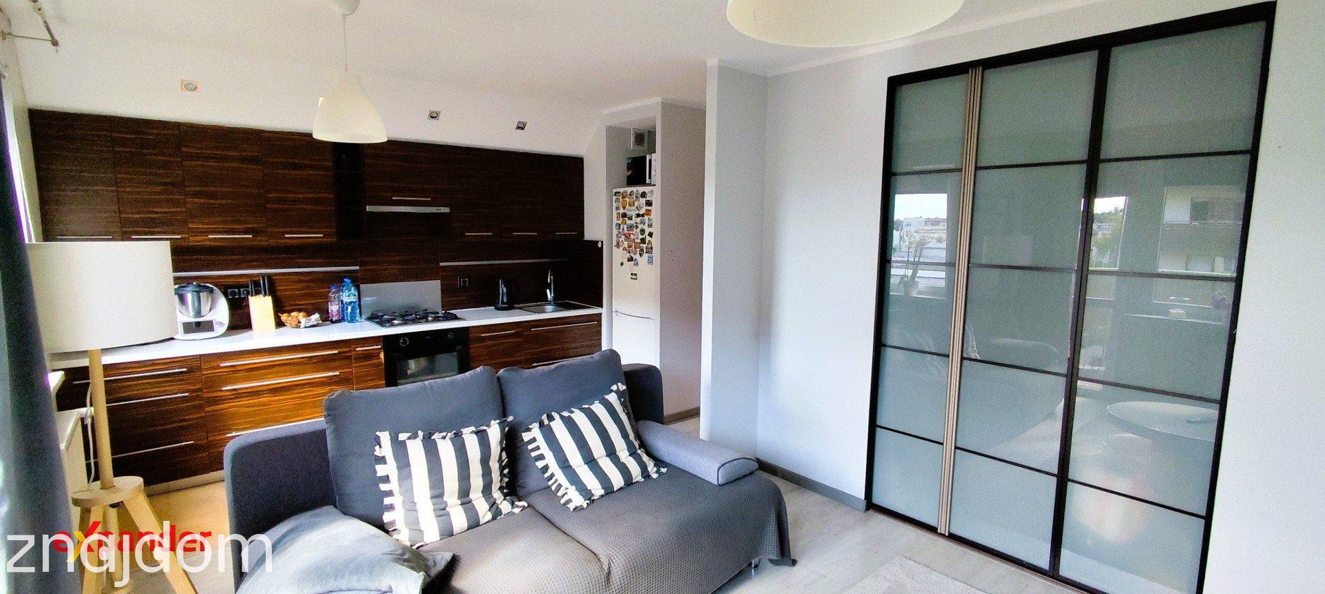 Mieszkanie ul. Kutrzeby 3 pokoje, balkon, piwnica do wprowadzenia - zdjęcie 4
