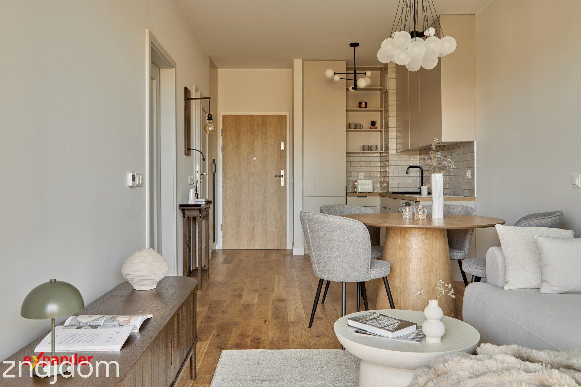 Wykończone i umeblowane 2 pokoje z ogródkiem, jacuzzi, 2x sauna