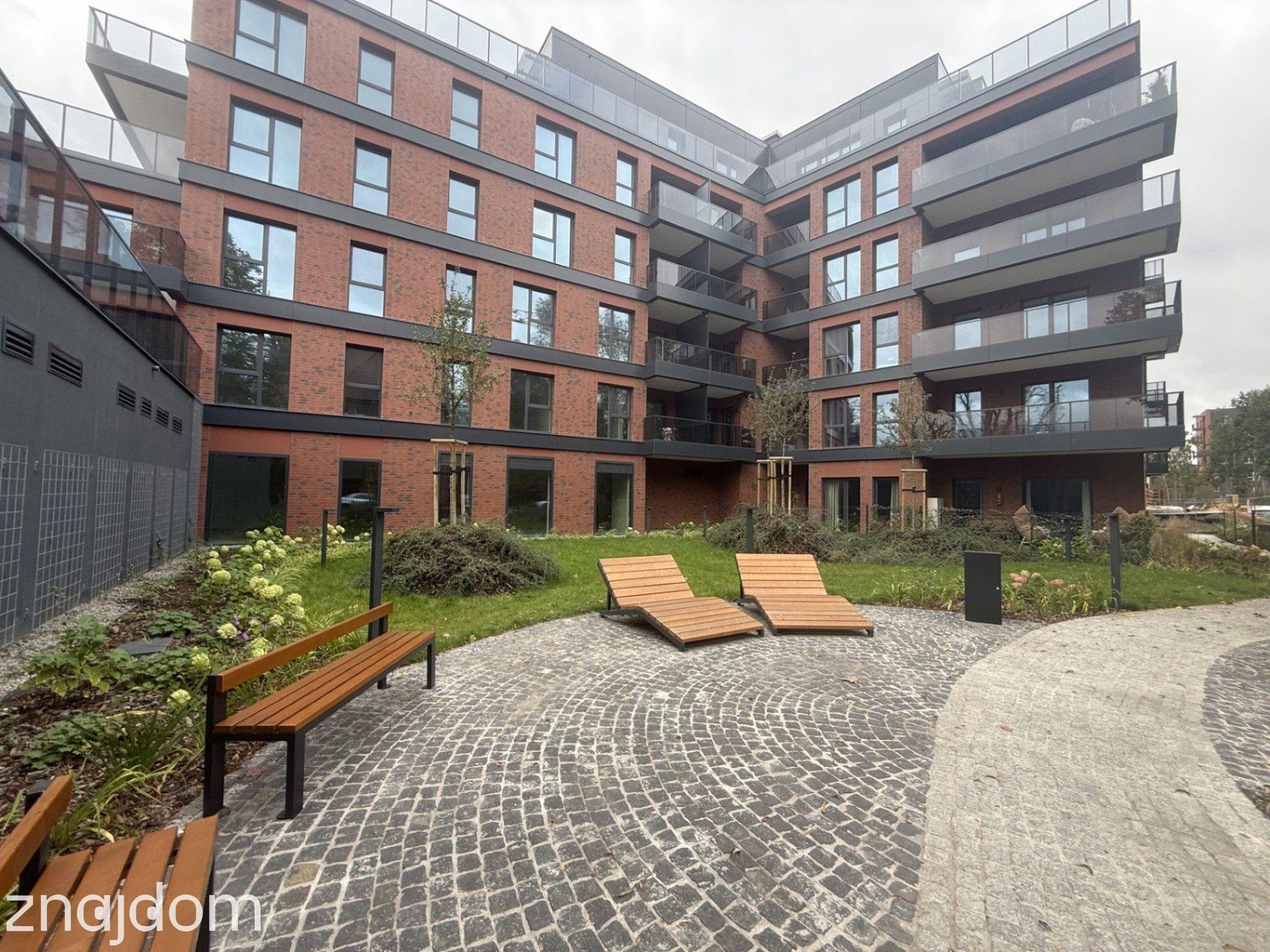 Kawalerka nad Motławą | Balkon | Kameralna inwestycja w centrum - zdjęcie 14