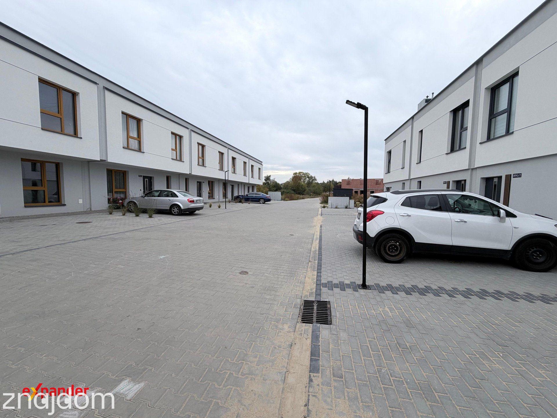 Dom szeregowy z ogrodem Małopolska - zdjęcie 2