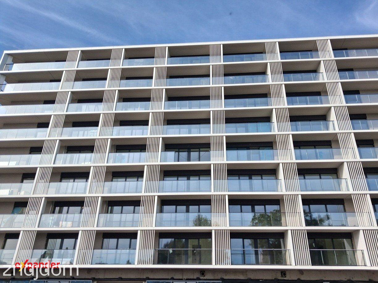 Piękny apartament z dużym tarasem - zdjęcie 3