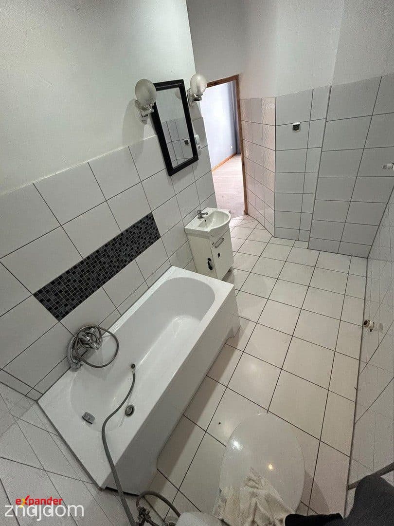 Mieszkanie 4-pokojowe - 86m2 w centrum Ośna - zdjęcie 9