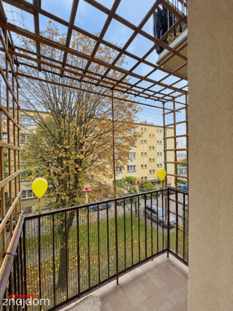 Ustawne 2 pokoje z balkonem w ścisłym centrum Kalisza – ul. 3 Maja! - zdjęcie 4