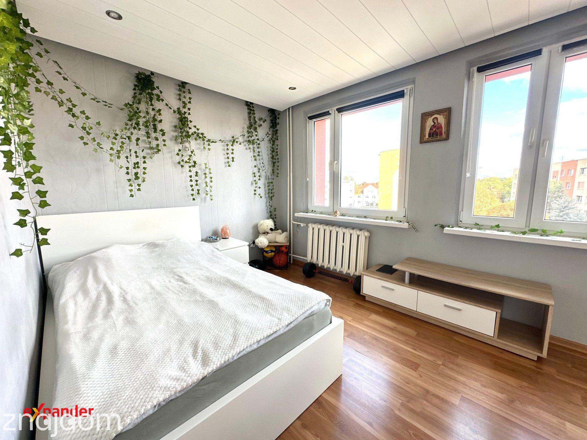 2-pokojowe mieszkanie z dużym balkonem typu loggia - zdjęcie 2