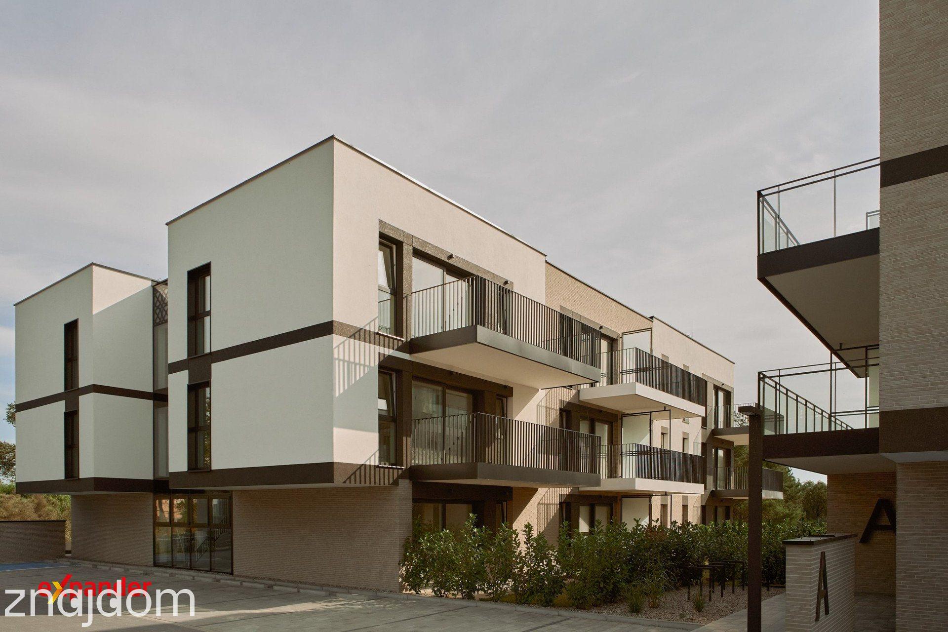 2 pokoje, duży balkon, zielona okolica, jacuzzi, sauna, 900m od morza - zdjęcie 2